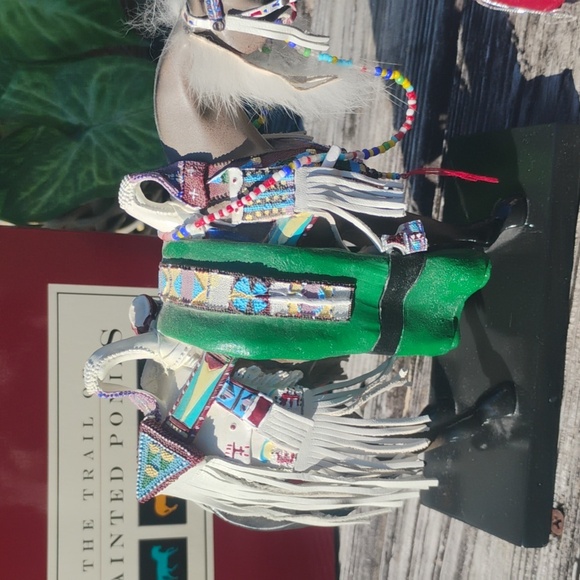 Trail of Painted Ponies,  Artist Signed CEREMONIAL PONY #12256 2007 Retired - Picture 3 of 8